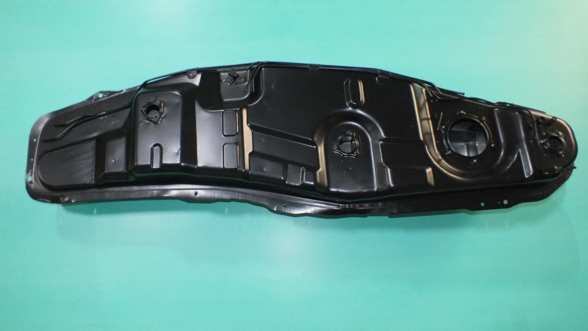 Mitsubishi MR342848 Fuel tank