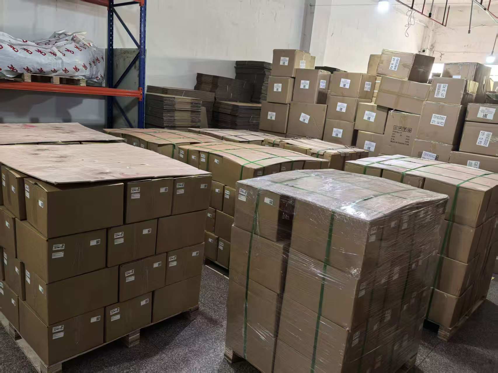 QUATTROFRENI private label brand - complete product with packaging